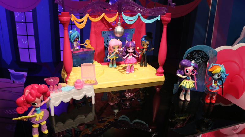 Illustration for article titled Your Annual Dose Of Toy Fair Friendship And MagicÂ